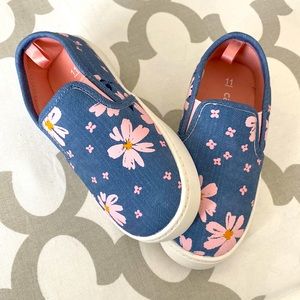 Carter’s Slip on shoes, toddler size 11